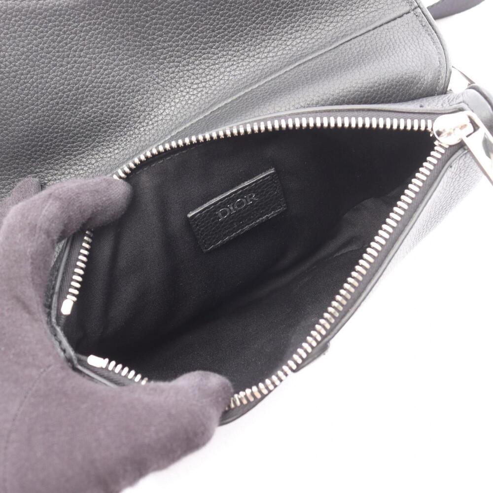 CHRISTIAN DIOR Black Leather Shoulder Bag - Picture 3 of 7